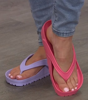 Sarah Anderson feet photo 5