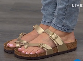 Sarah Anderson feet photo 13