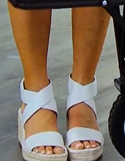 Sarah Anderson feet photo 1