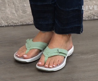 Sarah Anderson feet photo 15