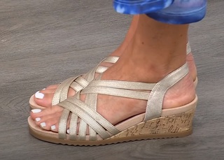 Sarah Anderson feet photo 17