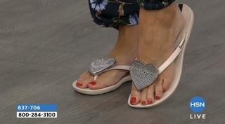 Sarah Anderson feet photo 11