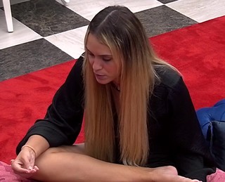Sarah Andrade feet photo 19