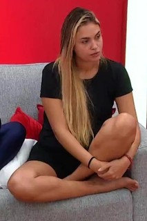 Sarah Andrade feet photo 7