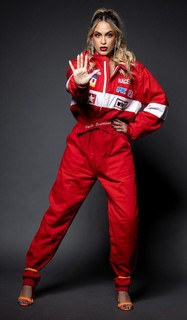 Sarah Andrade feet photo 1