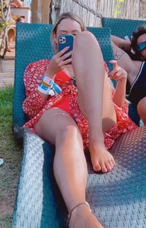 Sarah Andrade feet photo 8