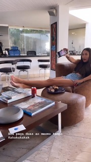 Sarah Andrade feet photo 13