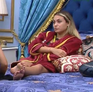 Sarah Andrade feet photo 19