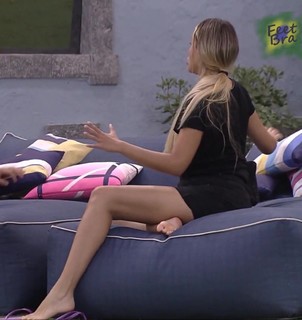 Sarah Andrade feet photo 6