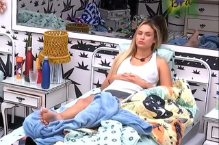 Sarah Andrade feet photo 15