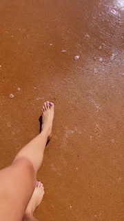 Sarah Andrade feet photo 10