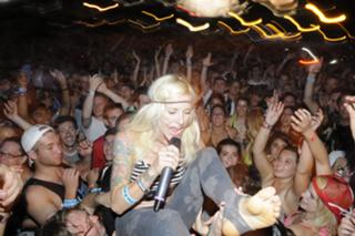 Sarah Blackwood feet photo 2