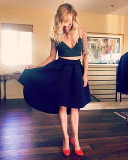 Sarah Blackwood feet photo 11