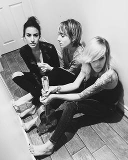 Sarah Blackwood feet photo 7