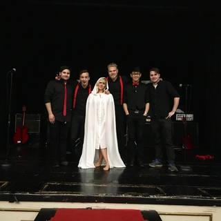 Sarah Blackwood feet photo 11