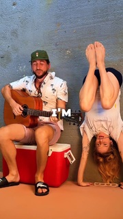 Sarah Blackwood feet photo 6