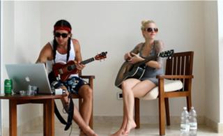 Sarah Blackwood feet photo 3