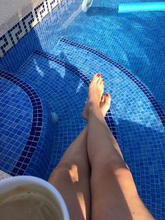 Sarah Bogen feet photo 1