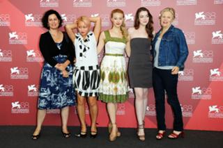 Sarah Bolger feet photo thumbnail