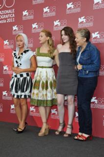 Sarah Bolger feet photo thumbnail