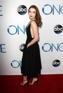 Sarah Bolger feet photo thumbnail