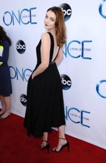 Sarah Bolger feet photo thumbnail