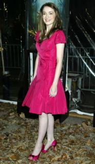 Sarah Bolger feet photo thumbnail
