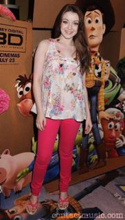 Sarah Bolger feet photo thumbnail