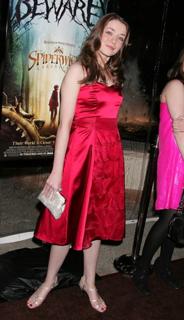 Sarah Bolger feet photo thumbnail