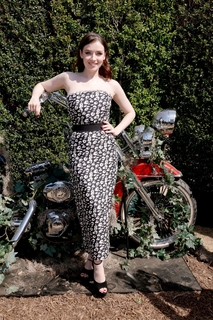 Sarah Bolger feet photo thumbnail
