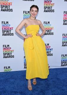 Sarah Bolger feet photo thumbnail