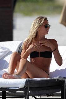 Sarah Brandner feet photo 10