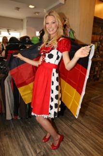 Sarah Brandner feet photo 3