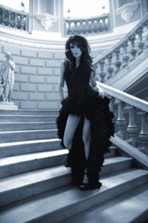 Sarah Brightman feet photo 9