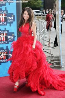 Sarah Brightman feet photo 16