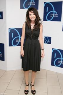 Sarah Brightman feet photo 12