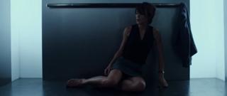 Sarah Butler feet photo thumbnail