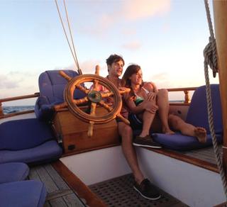 Sarah Butler feet photo thumbnail