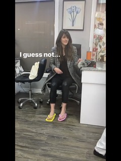 Sarah Butler feet photo thumbnail