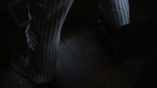 Sarah Butler feet photo thumbnail