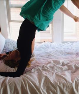 Sarah Carter feet photo thumbnail