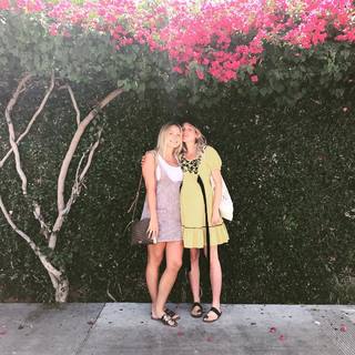 Sarah Carter feet photo thumbnail