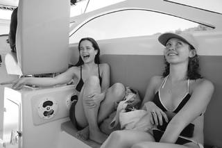 Sarah Catherine Hook feet photo thumbnail