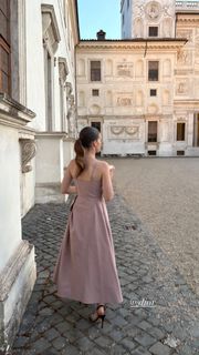 Sarah Catherine Hook feet photo thumbnail