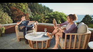 Sarah Chalke feet photo thumbnail