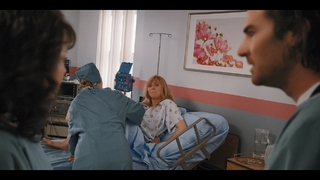 Sarah Chalke feet photo thumbnail