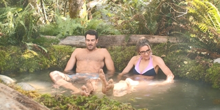 Sarah Chalke feet photo thumbnail