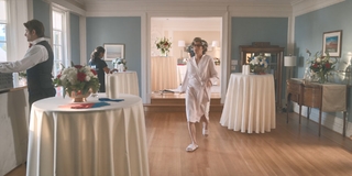 Sarah Chalke feet photo thumbnail