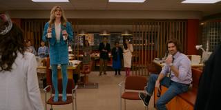 Sarah Chalke feet photo thumbnail