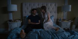 Sarah Chalke feet photo thumbnail